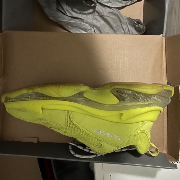 Balenciaga Triple s - Picture 3 of 4